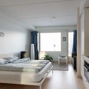 Easy & Near Airport Homestay